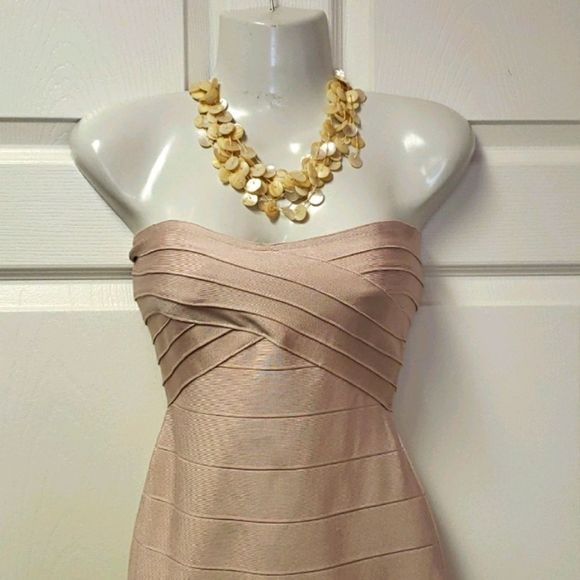 BCBG ๐ Strapless Pink Blush Pandeau Bodycon Dress - Picture 3 of 12